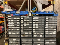 Stelling met inhoud - afbeelding 34 van  63