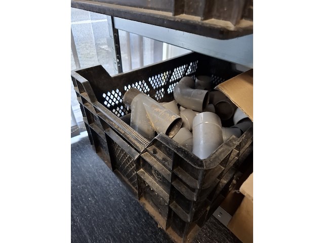 Stelling met o.a. pvc materiaal - afbeelding 8 van  8