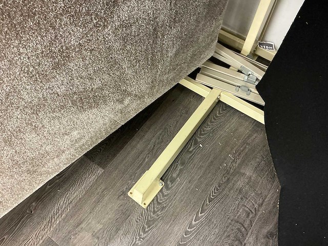 Stelling voor vloerkleden - afbeelding 5 van  7