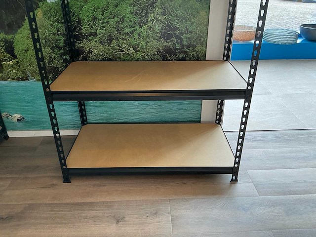 Stellingkast met demokranen - afbeelding 2 van  8