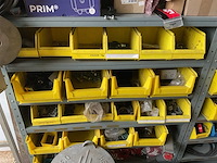 Stellingkast met inhoud - afbeelding 4 van  8