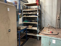 Stellingkast met inhoud - afbeelding 1 van  10