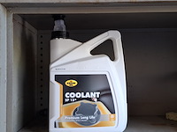 Stellingkast met inhoud - afbeelding 2 van  10