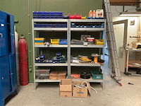 Stellingskast incl inhoud - afbeelding 1 van  4