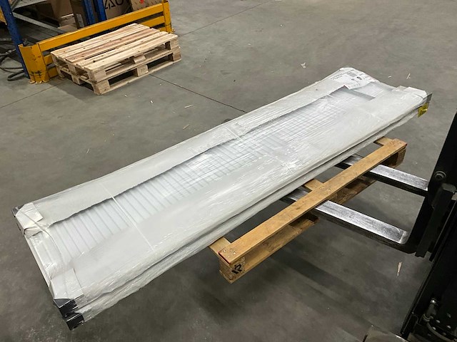 Stellrad radiator 2200mm - afbeelding 1 van  4