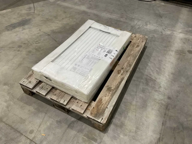 Stelrad - 22 - radiator - afbeelding 1 van  7