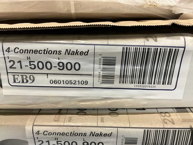 Stelrad 4-connections naked all in one paneelradiator (20x) - afbeelding 4 van  4