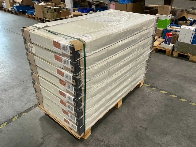 Stelrad compact all in radiatoren 700x1400mm type 22 (8x) - afbeelding 3 van  9
