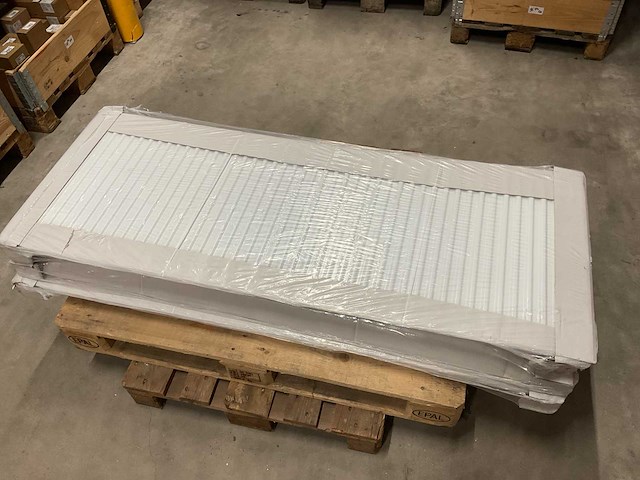 Stelrad galva 4-connecties t11 600x1600mm radiator - afbeelding 1 van  4