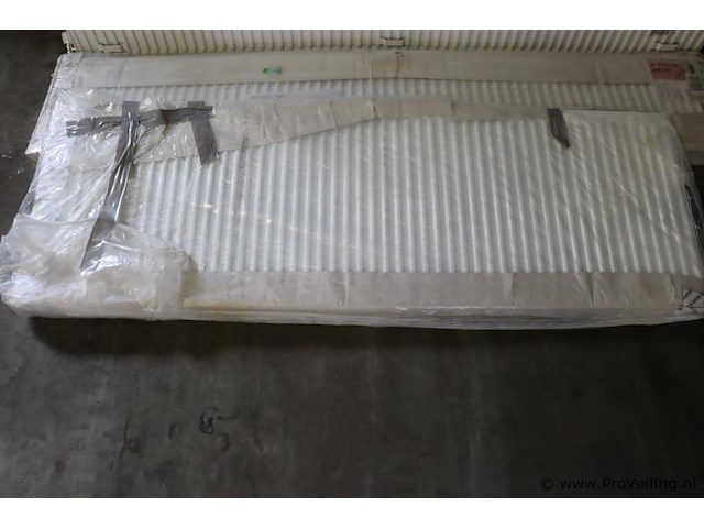 Stelrad radiator - 180x60x8cm | nieuw in verpakking - afbeelding 1 van  2