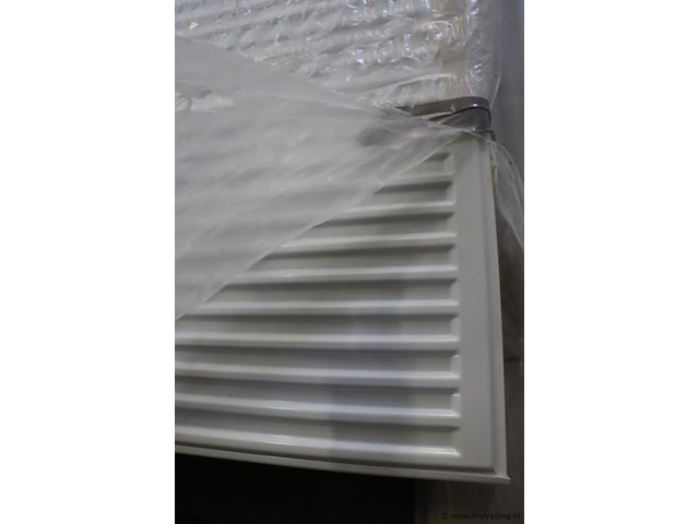 Stelrad radiator - 180x60x8cm | nieuw in verpakking - afbeelding 2 van  2