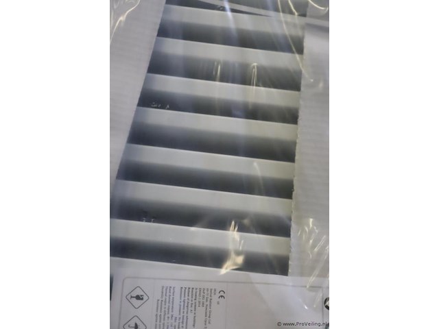 Stelrad radiator - 80x40cm | type novello | 6-connections - 90x40cm | nieuw in verpakking - afbeelding 4 van  4