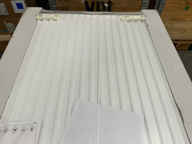 Stelrad radiator hygiëne 900x700mm type 30 (3x) - afbeelding 2 van  2