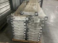 Stelrad radiator type 11 4-aansluitingen (300x1600mm) (21x) - afbeelding 4 van  4