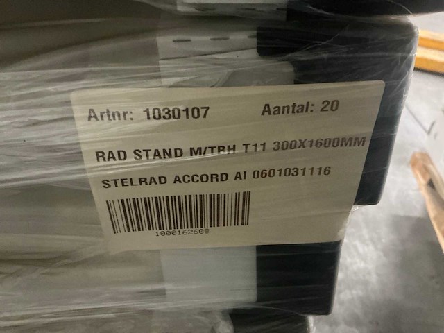 Stelrad radiator type 11 4-aansluitingen (300x1600mm) (21x) - afbeelding 3 van  4