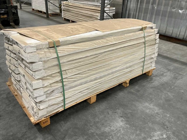 Stelrad radiator type 11 4-aansluitingen (400x2200mm) (20x) - afbeelding 3 van  7