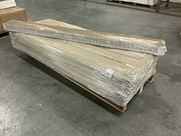 Stelrad radiator type 11 4-aansluitingen (400x2200mm) (9x) - afbeelding 1 van  5