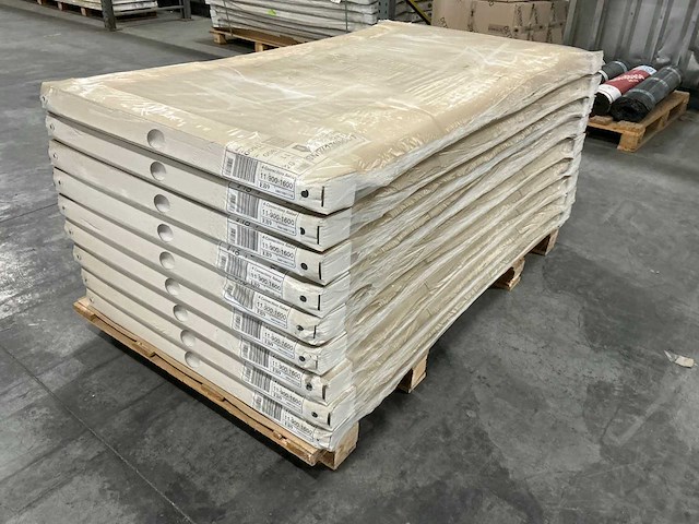 Stelrad radiator type 11 4-aansluitingen (900x1600mm) (9x) - afbeelding 6 van  7