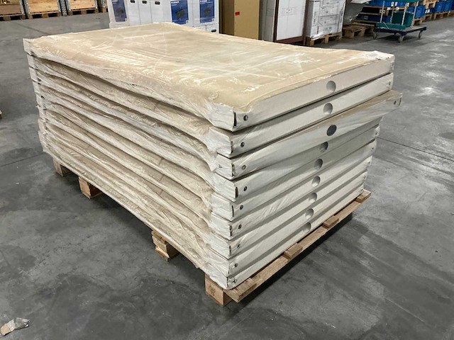 Stelrad radiator type 11 4-aansluitingen (900x1600mm) (9x) - afbeelding 7 van  7