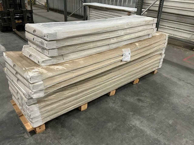 Stelrad radiator type 11 4-aansluitingen div. afm. (7x) - afbeelding 4 van  9