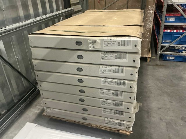 Stelrad radiator type 22 4-aansluitingen (900x1600mm) (8x) - afbeelding 4 van  5