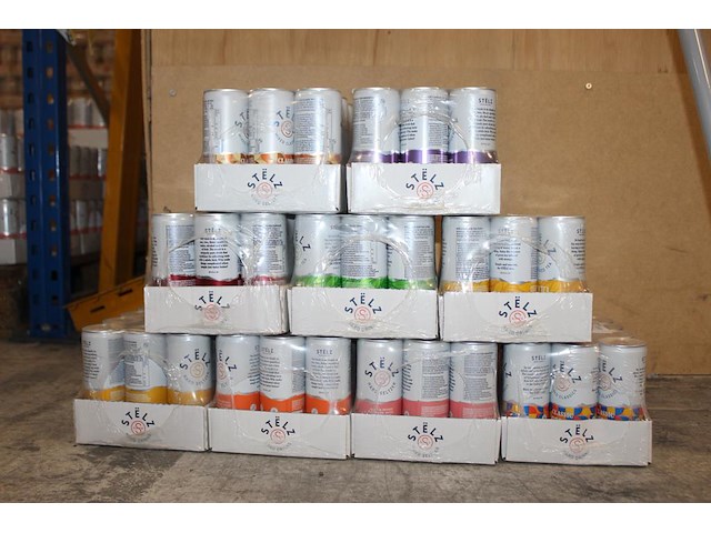 Stelz hard seltzern in negen smaken 9 x 12 blikken voornamelijk tht 2026 en 2027. bod is inclusief 16,20 e... - afbeelding 3 van  3