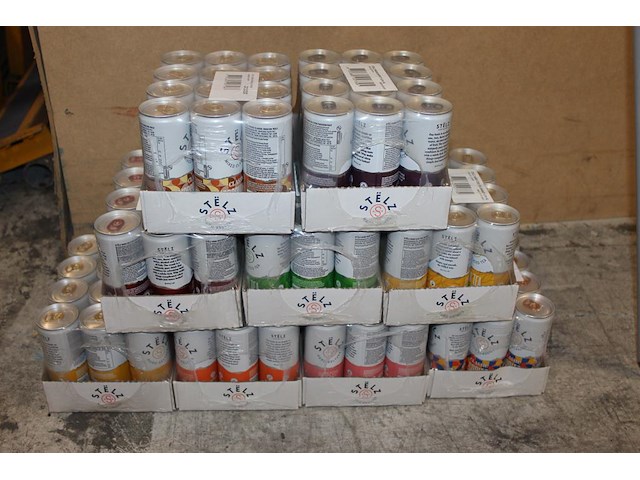 Stelz hard seltzern in negen smaken 9 x 12 blikken voornamelijk tht 2026 en 2027. bod is inclusief 16,20 e... - afbeelding 1 van  3