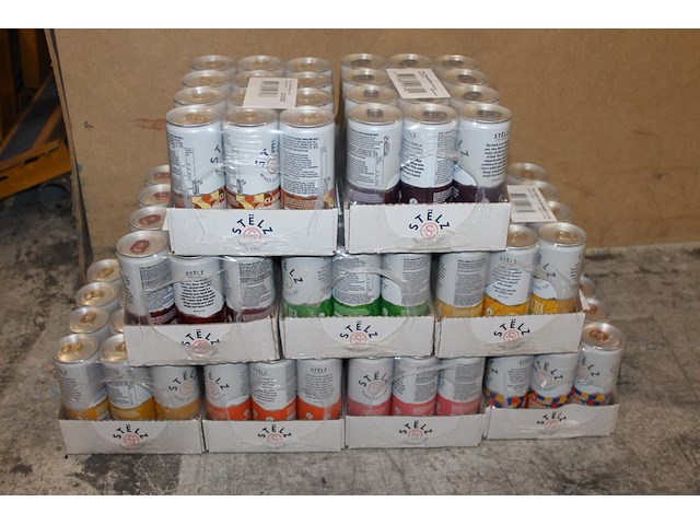 Stelz hard seltzern in negen smaken 9 x 12 blikken voornamelijk tht 2026 en 2027. bod is inclusief 16,20 e... - afbeelding 1 van  3