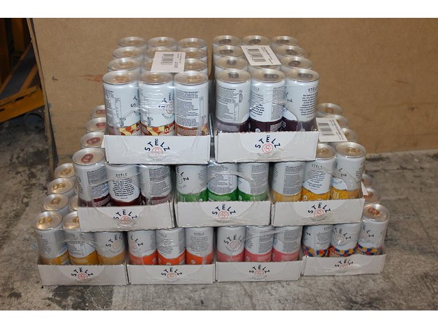 Stelz hard seltzern in negen smaken 9 x 12 blikken voornamelijk tht 2026 en 2027. - afbeelding 1 van  3