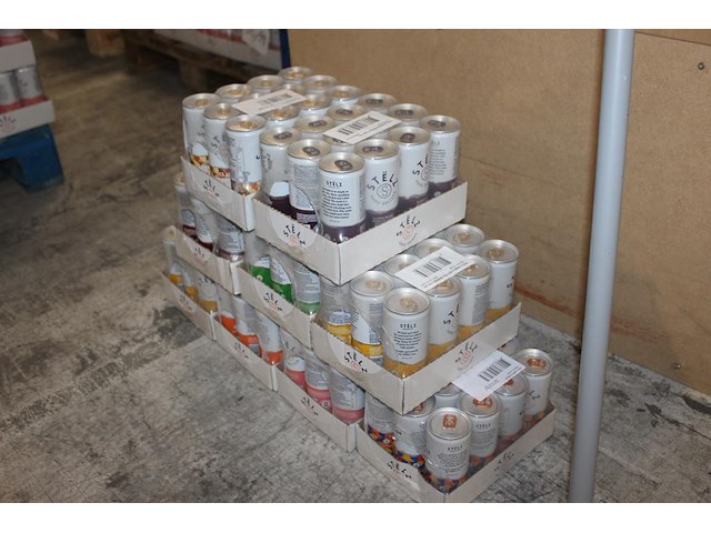 Stelz hard seltzern in negen smaken 9 x 12 blikken voornamelijk tht 2026 en 2027. - afbeelding 2 van  3