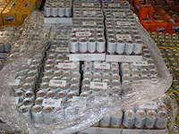 Stelz in diverse smaken 972 blikken met diverse tht 2026 en 2027. bod is inclusief 145,80 statiegeldwaarde - afbeelding 3 van  3