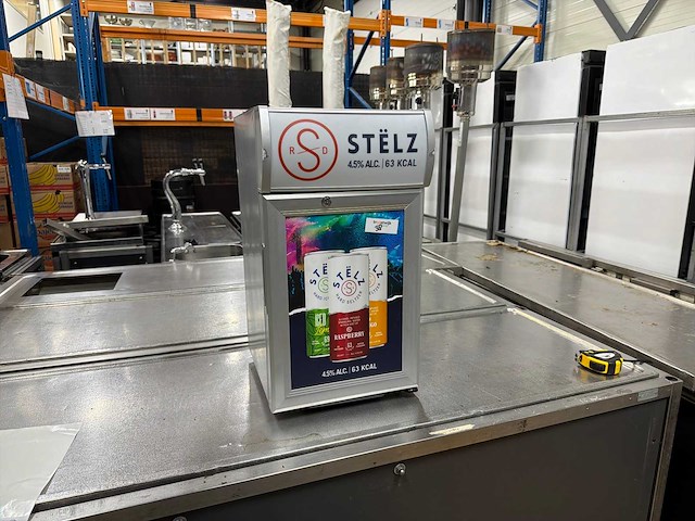 Stëlz mini fridge - afbeelding 1 van  3