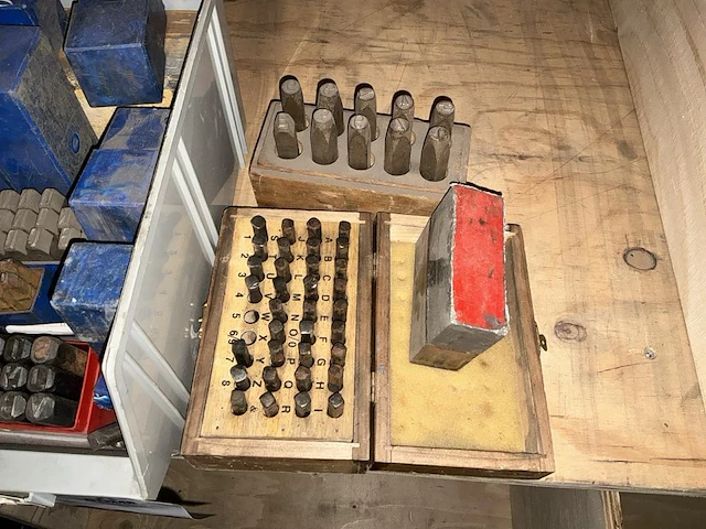 Stempels - afbeelding 4 van  4