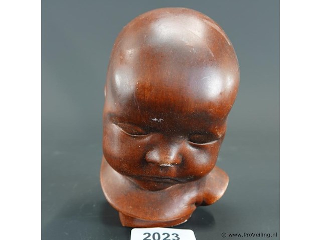 Stenen babyhoofd - afbeelding 1 van  5
