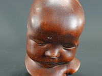 Stenen babyhoofd - afbeelding 1 van  5