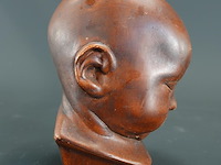 Stenen babyhoofd - afbeelding 2 van  5