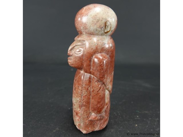 Stenen beeldje, mogelijk gerelateerd aan de sanxingdui-cultuur uit het oude china - afbeelding 2 van  5