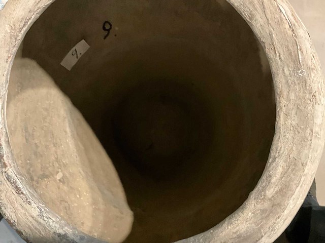 Stenen bloempot - afbeelding 3 van  3