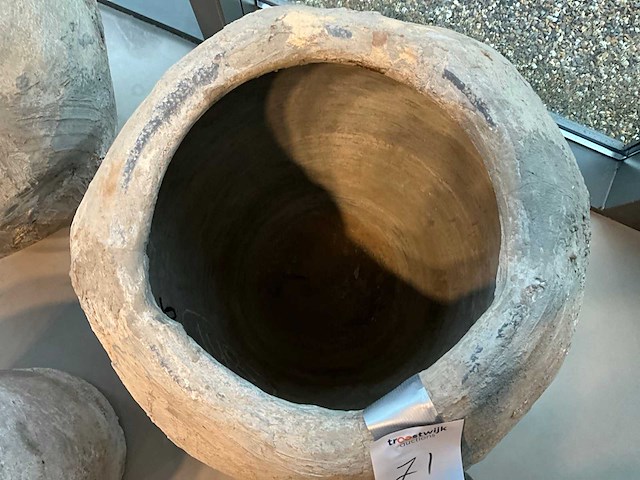 Stenen bloempot - afbeelding 3 van  3