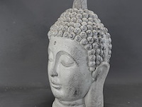 Stenen boeddha hoofd - afbeelding 2 van  5