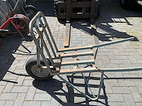 Stenen kruiwagen (2x) - afbeelding 2 van  4