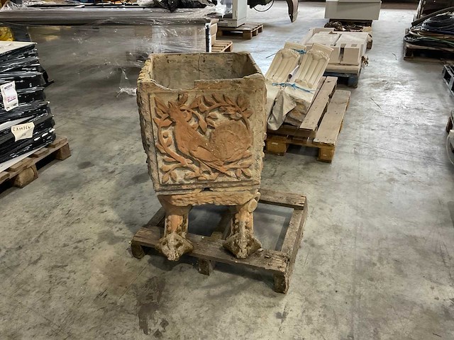 Stenen plantenbak - afbeelding 3 van  6