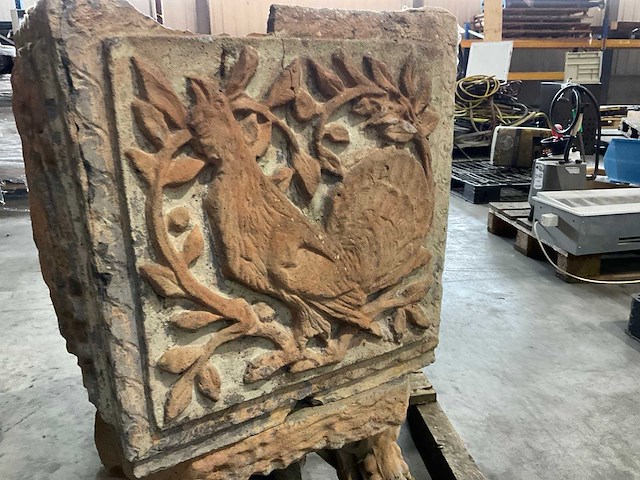 Stenen plantenbak - afbeelding 5 van  6