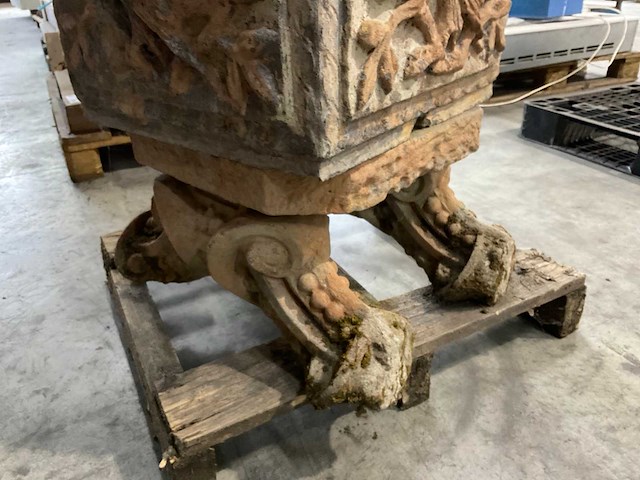 Stenen plantenbak - afbeelding 6 van  6