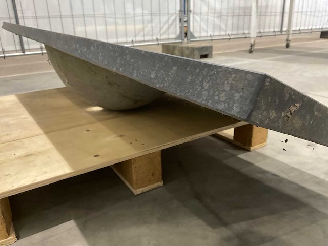 Stenen wastafel - afbeelding 5 van  6