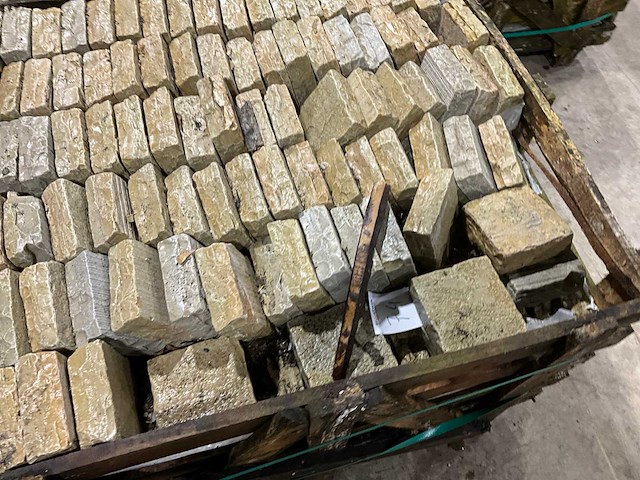 Stenen - afbeelding 5 van  8