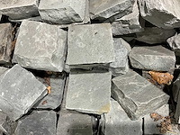 Stenen - afbeelding 1 van  3