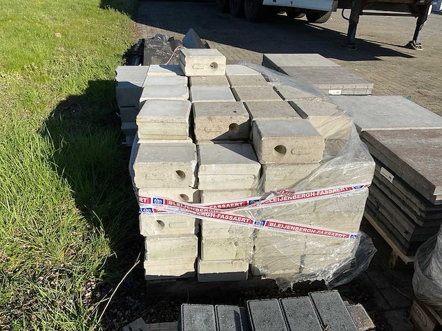 Stenen - afbeelding 2 van  5