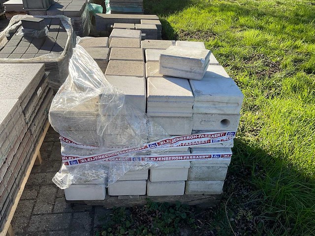 Stenen - afbeelding 4 van  5