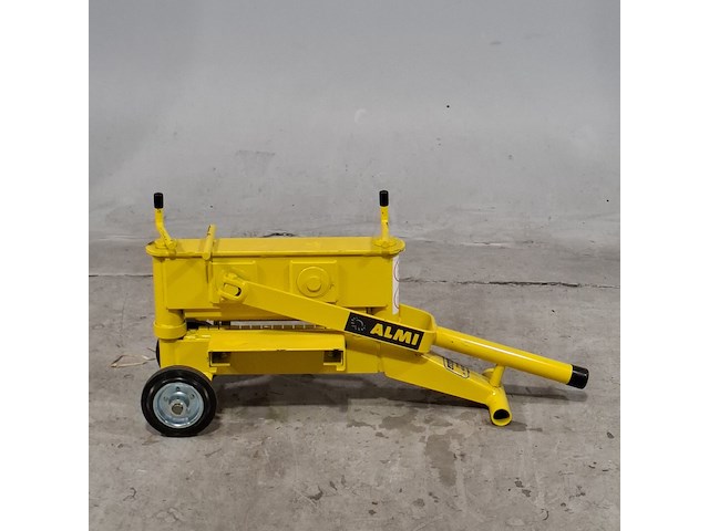 Stenenknipper almi - afbeelding 1 van  8